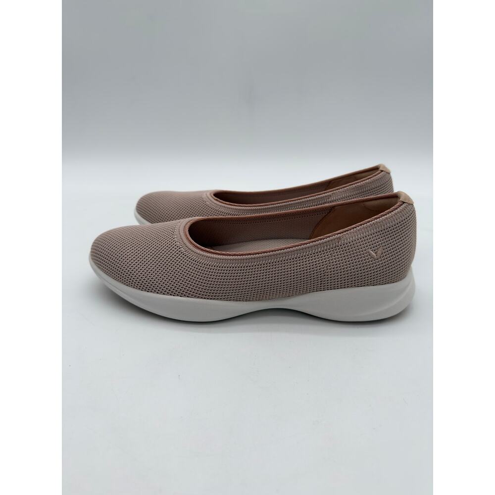 Vivaia Izabel Walker Pro Hybrid Comfort Support Knit Water RPT Flats Taupe 9.5 - Picture 9 of 11